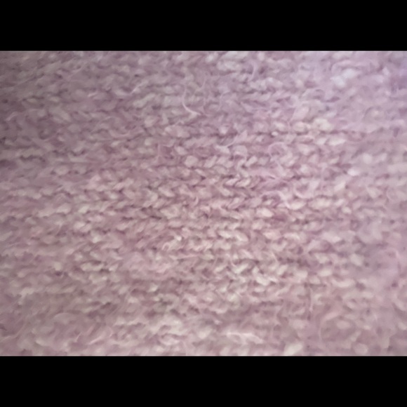 GUESS COLLECTIONS Pink Fuzzy V Neck Sweater - Picture 4 of 5